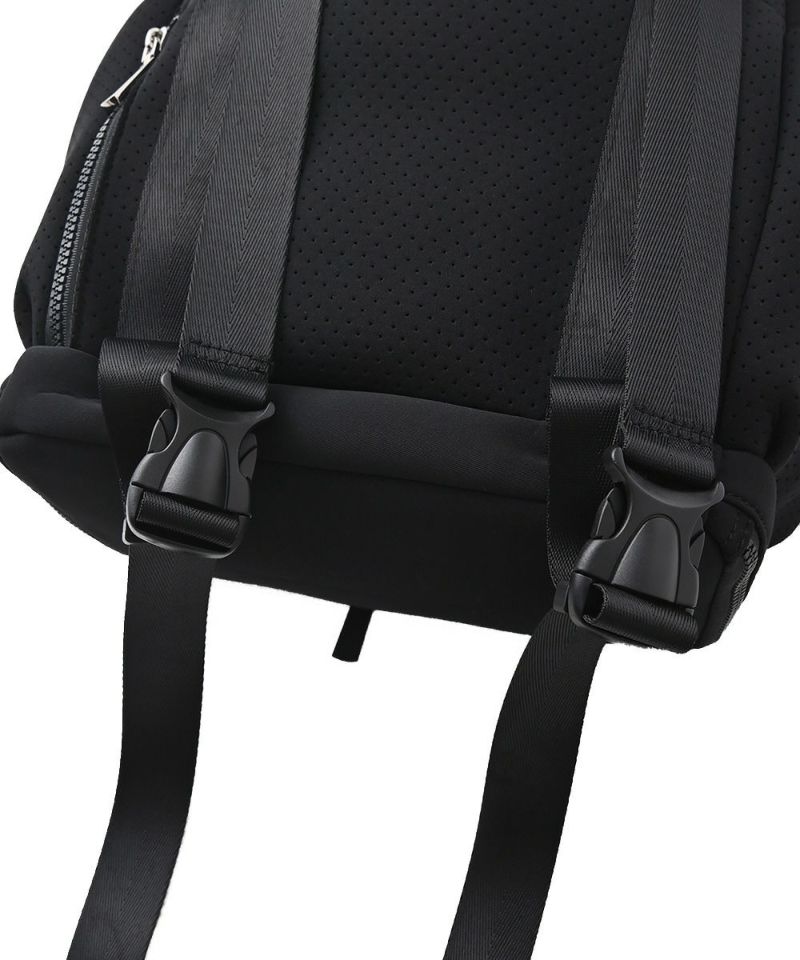 Story.]NEOPRENE 5POCKET BACKPACK|marjour(マージュール)公式サイト